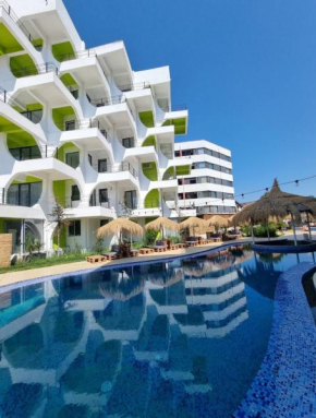 Ella ZigZag Apartament cu piscină și parcare!